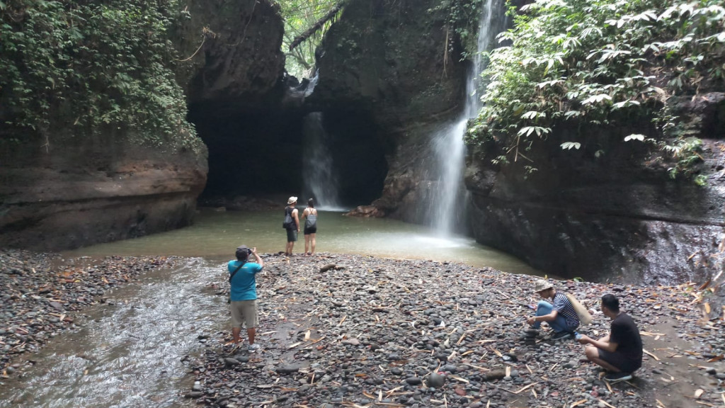 WNA Asal Spanyol Berkunjung ke Desa Wisata Petang